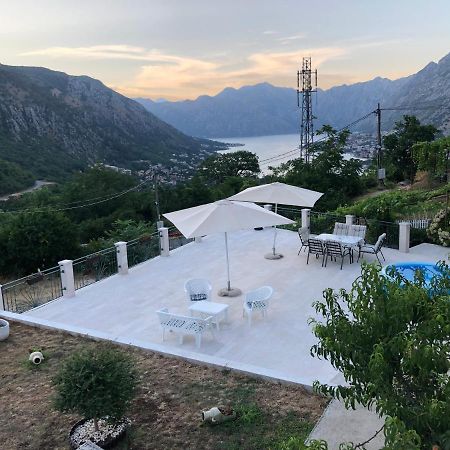 Apartments Panoramic Paradise Kotor Buitenkant foto