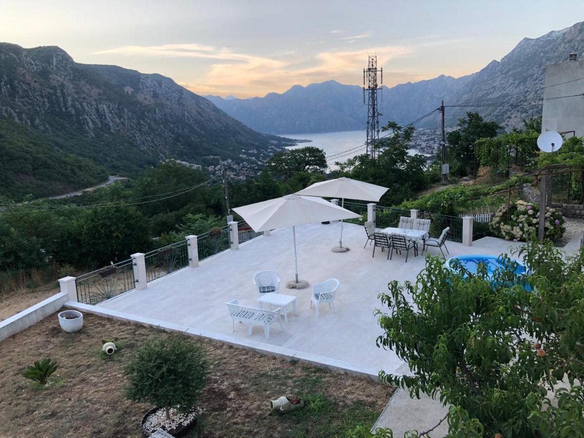 Apartments Panoramic Paradise Kotor Buitenkant foto